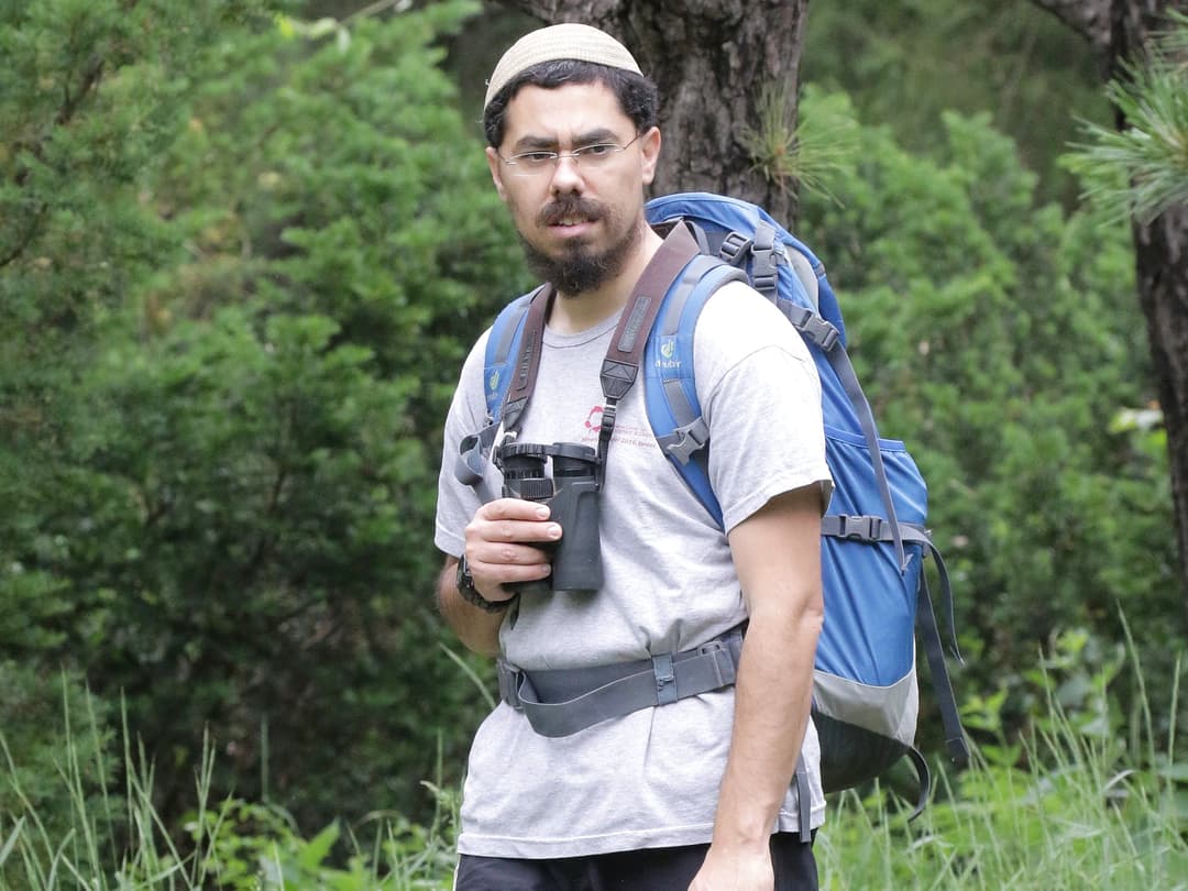 Photo of past lab member Yosef Kiat (postdoctoral researcher)